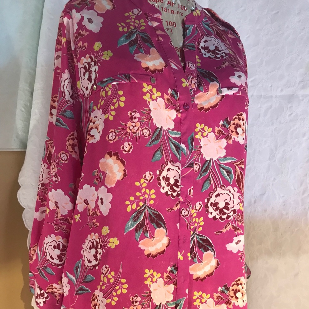 Pink flower top